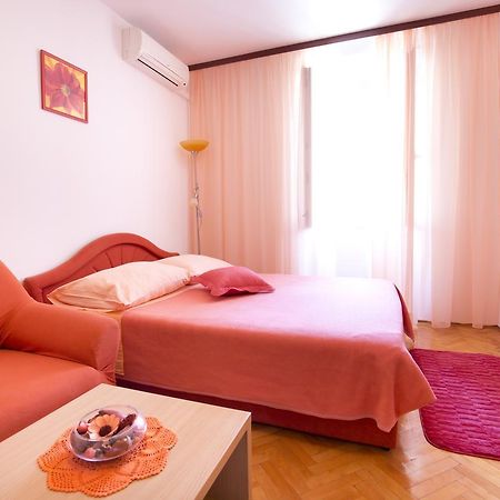 וויס Apartment And Room Daria מראה חיצוני תמונה